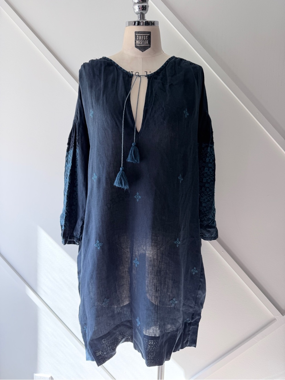 Nili Lotan Navy Linen Gauze Embroidered Relaxed Tunic Dress Tassel Tie Boho XS